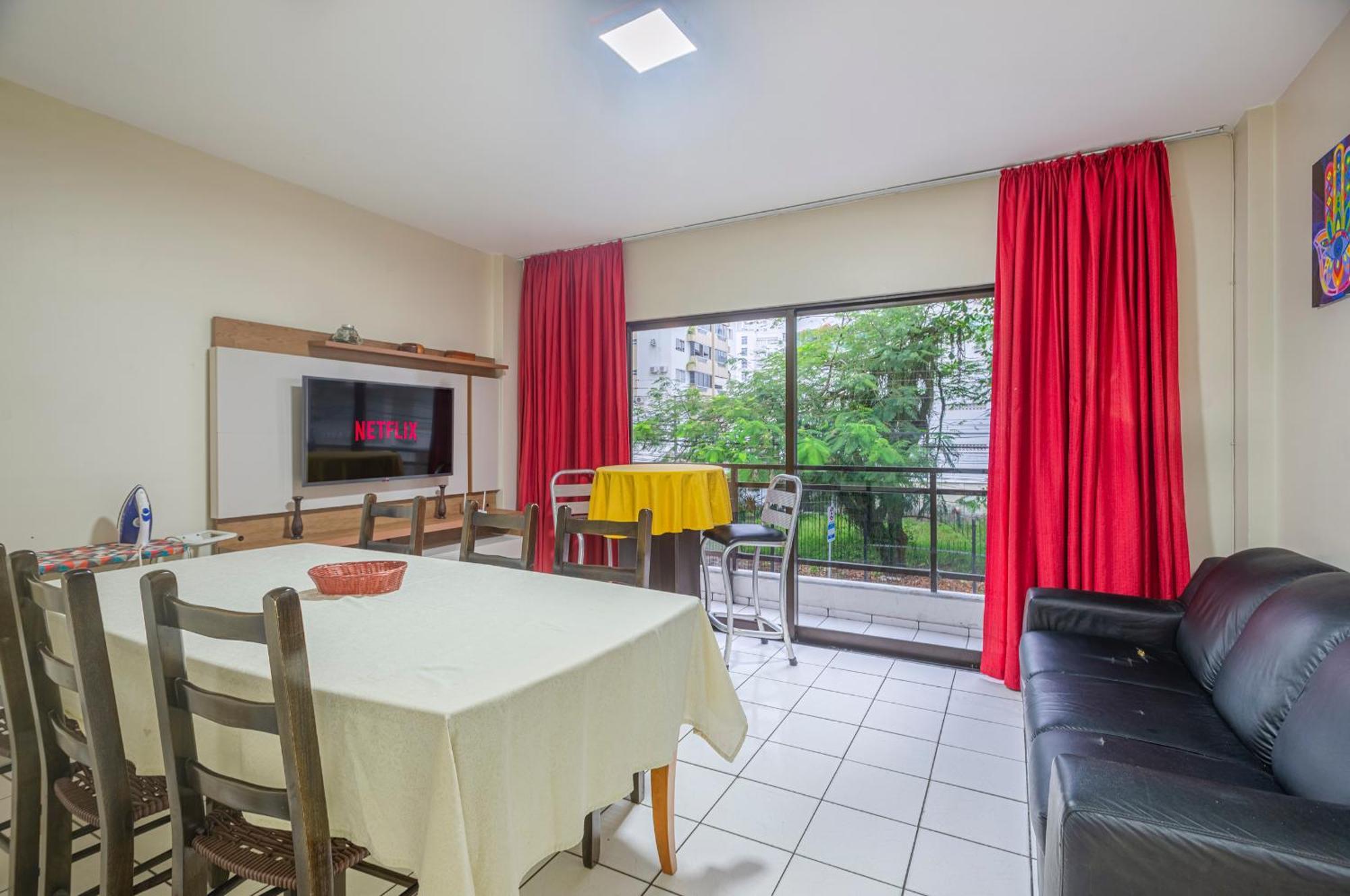 101 2 Quartos Apartment